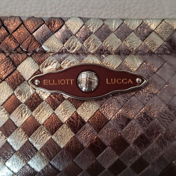 ELLIOTT LUCCA BIG WHITE PEBBLED LEATHER  BAG WITH GOLD TONES DECORATION. - Picture 6 of 12